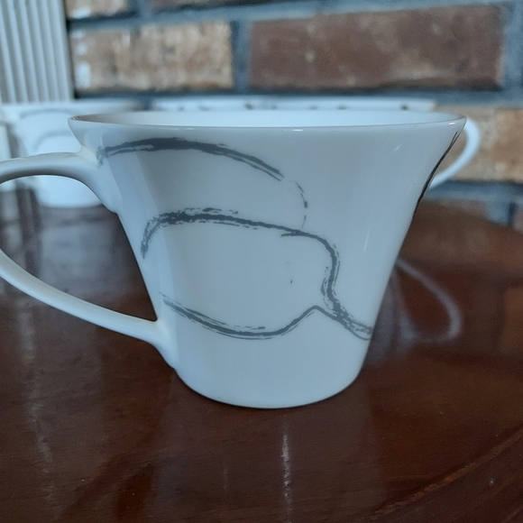 Shinepukur Gold Silver White Fine Bone China Cups Abstract Set Of 4 - Picture 3 of 11